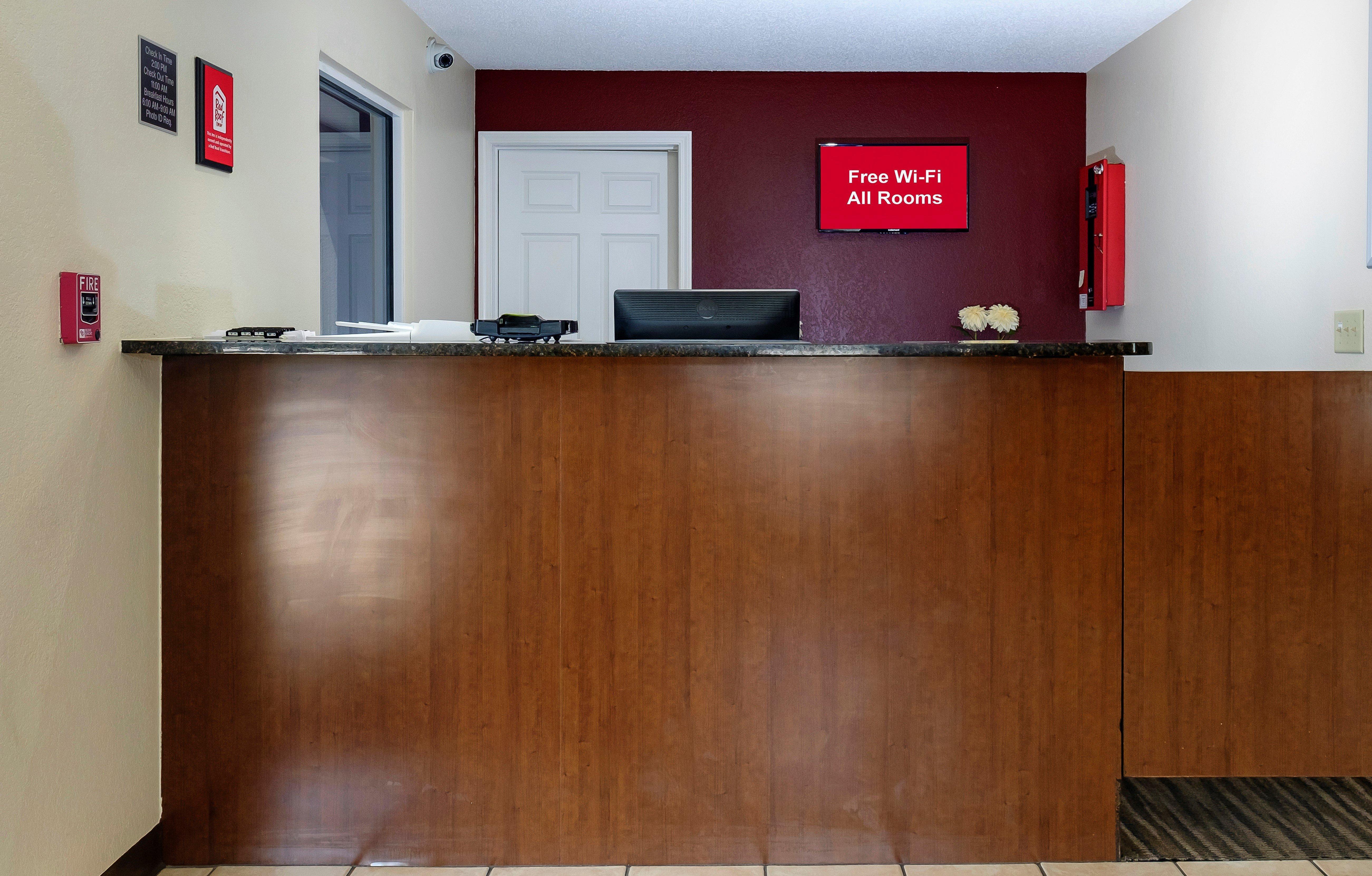 Red Roof Inn Дефьюниак-Спрингс Экстерьер фото
